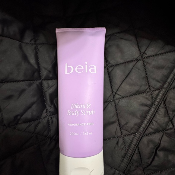 Lavender Bikini & Body Scrub - Picture 2 of 2